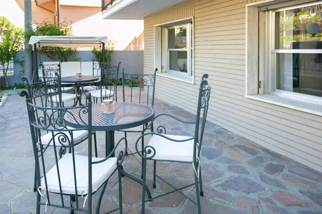 Hotel Albatros Bellaria-Igea Marina 2*,
